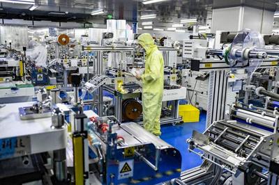 深度調(diào)研｜五金模具龍頭企業(yè)的“第二增長曲線” 布局新能源賽道，借力數(shù)字化與新材料技術(shù)研發(fā)